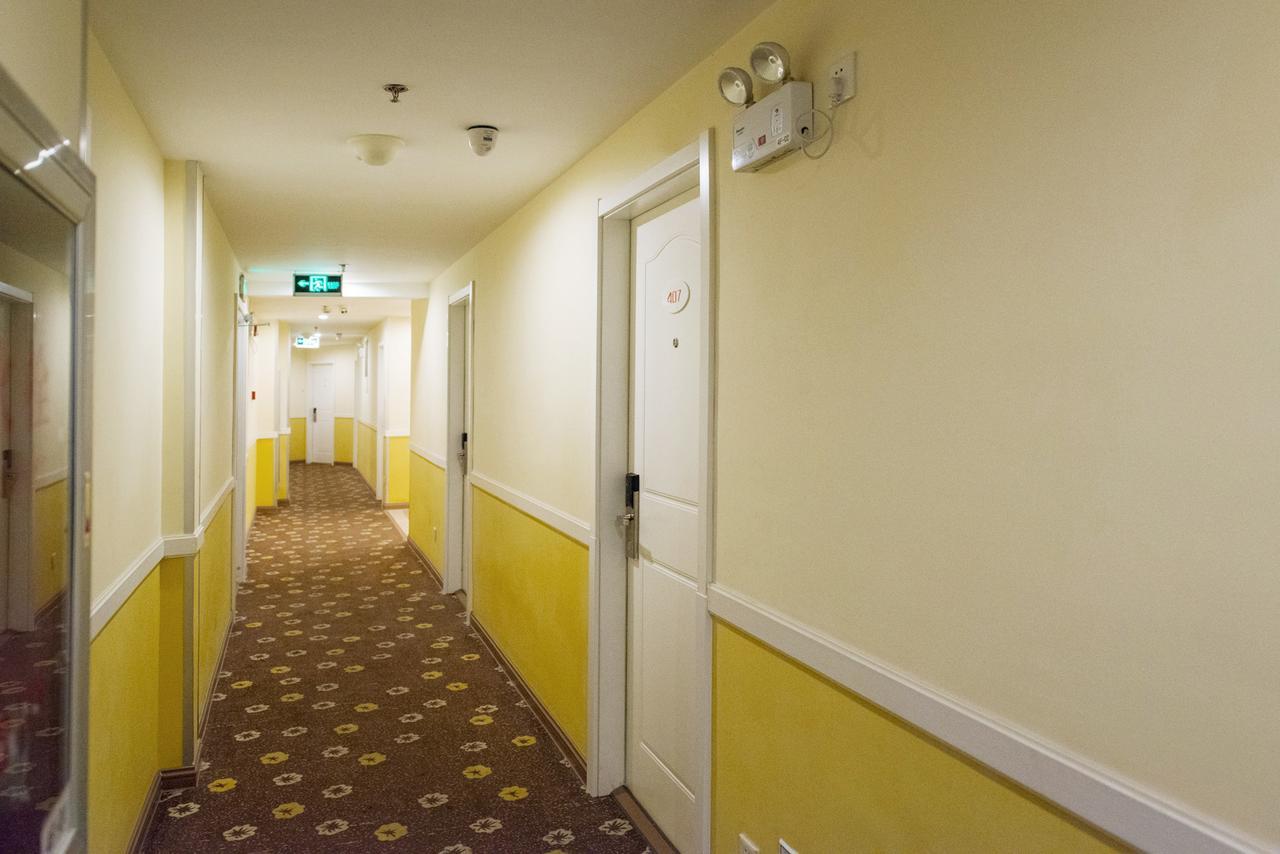 Home Inn Shanghai Xujiahui West Zhongshan Road מראה חיצוני תמונה